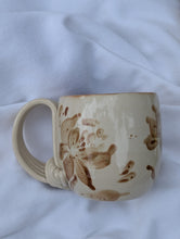 Load image into Gallery viewer, Floral Mug
