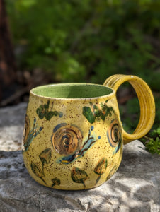 Garden Snail Mug w/gold (Pre-order)