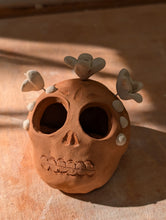 Load image into Gallery viewer, Luminary Hand Building Class
